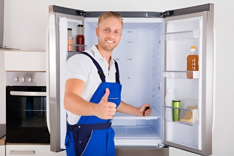 Refrigerator repair in Lakewood